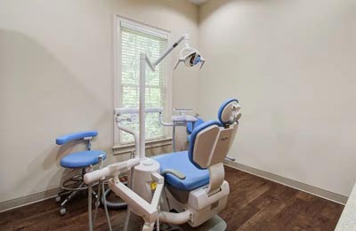 inside a dental exam room at Dental Images of Gwinnett